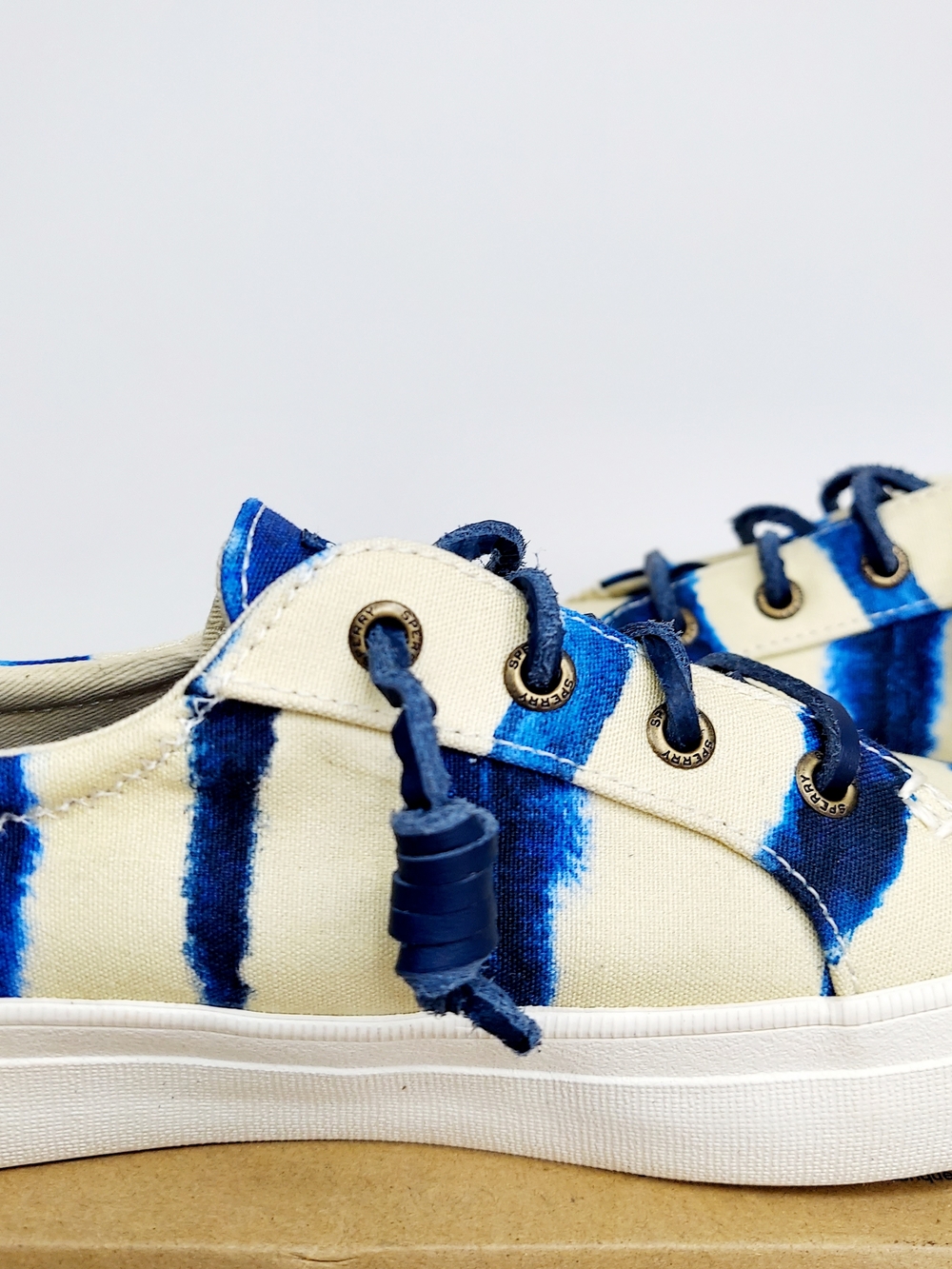 Sperry Tie Dye Canvas Sneakers Women's Size 6 NWT Preppy Y2K Retro Boat Shoes - Picture 5 of 11